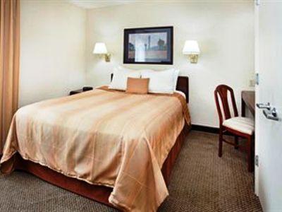 Sonesta Simply Hotel